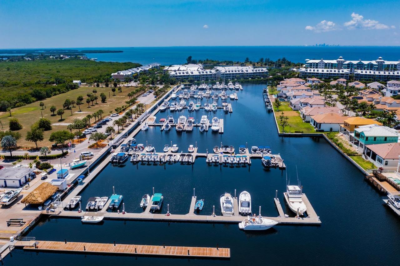 Tampa Bay, Beach Step Away, Wifi, Free Parking,Pools, Jacuzzi Ruskin Exterior foto